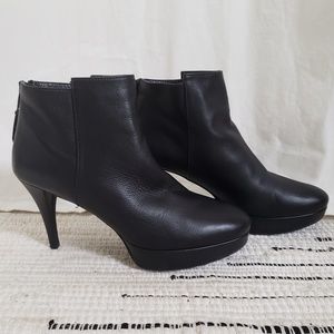 Stuart Weitzman "Gran" Black Leather Booties